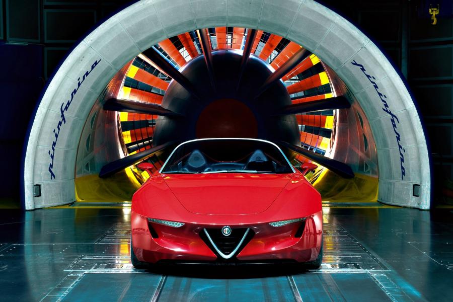  Alfa Romeo 2uettottanta 2010 года  (фото 2 из 24)